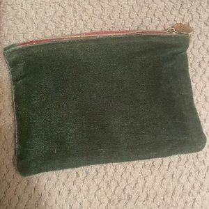 Dark green Ipsy bag